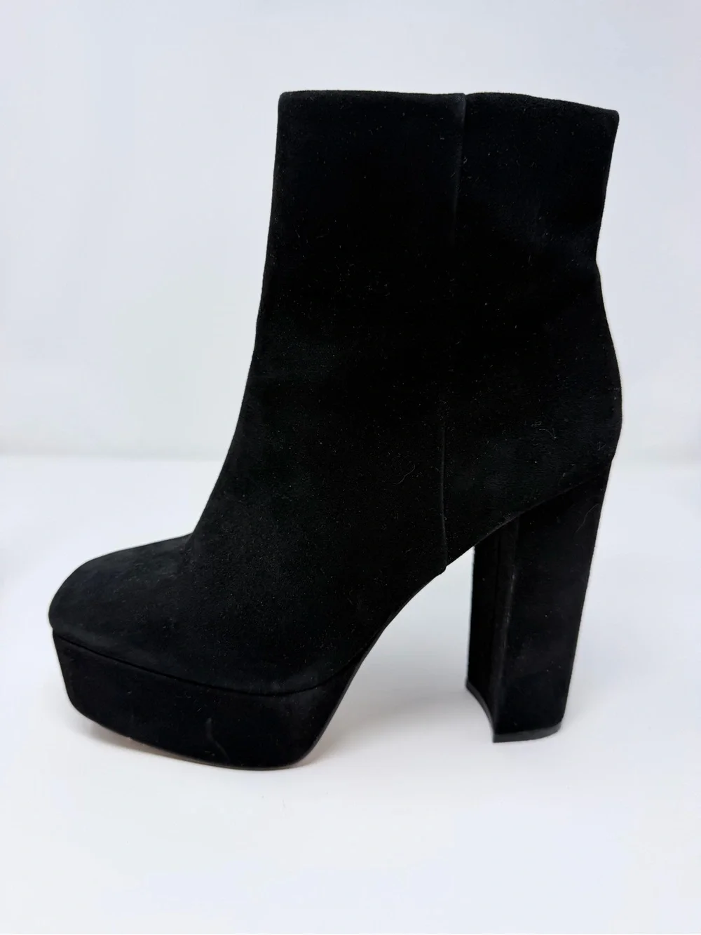 Vince Camuto Leslieon Black Suede Platform Ankle Boots Size 7.5 Block Heel
